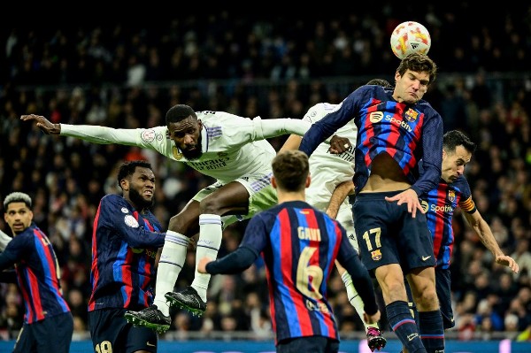 吉列斯皮连续6场进至少3个三分，NBA目前第二长