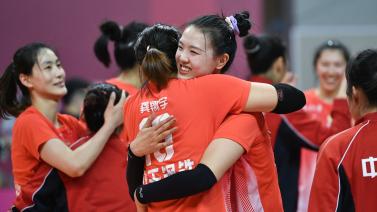 与黄蜂的一 与黄蜂的一